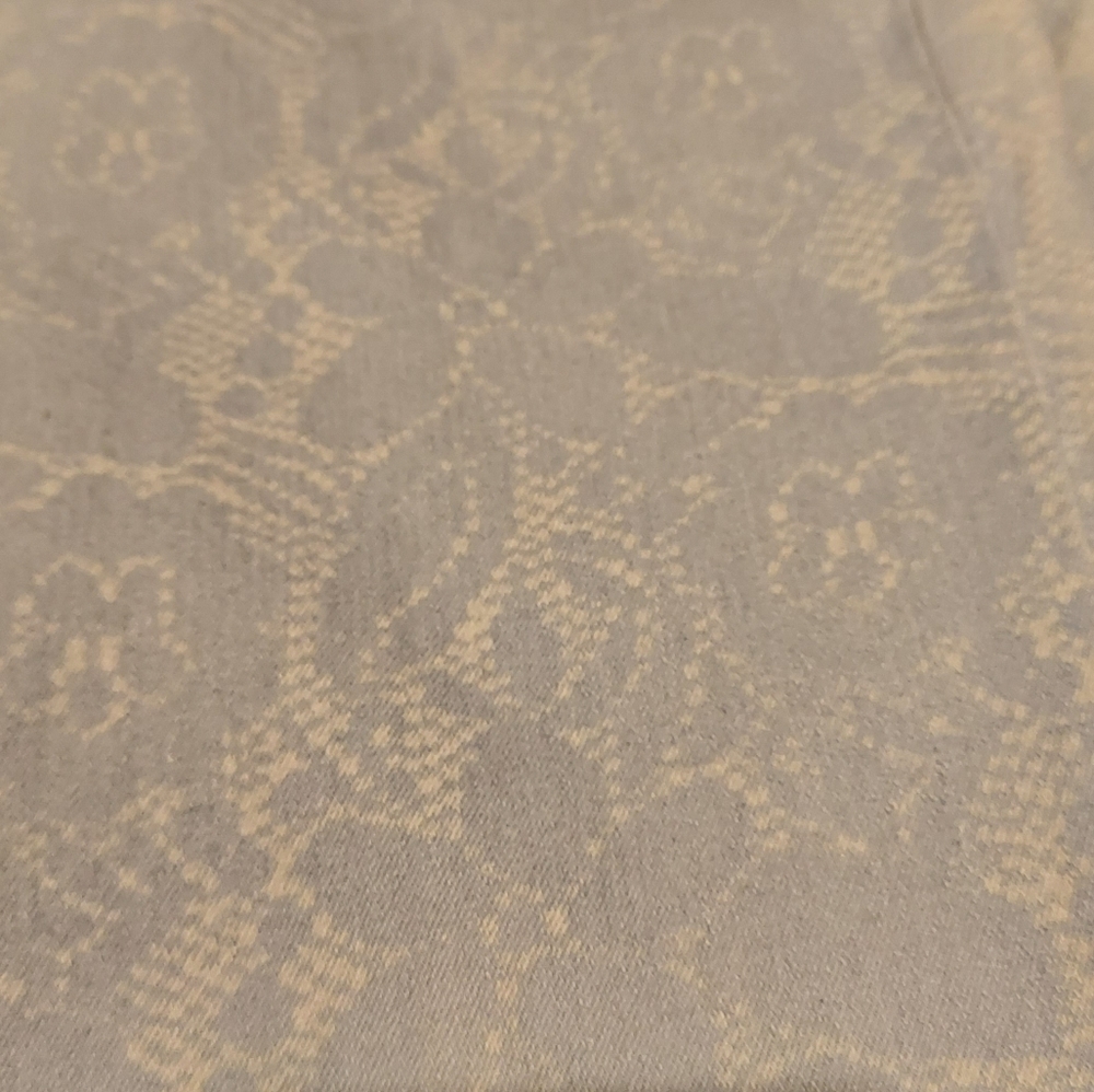 ๐ Vanilla Star lace pattern bleach style skinny jeans juniors 7 women's 6 - Picture 3 of 4